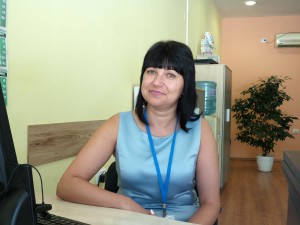 Татяна Тодорова - Христова касиер и сътрудник продажби на Телепол в Нови Пазар.